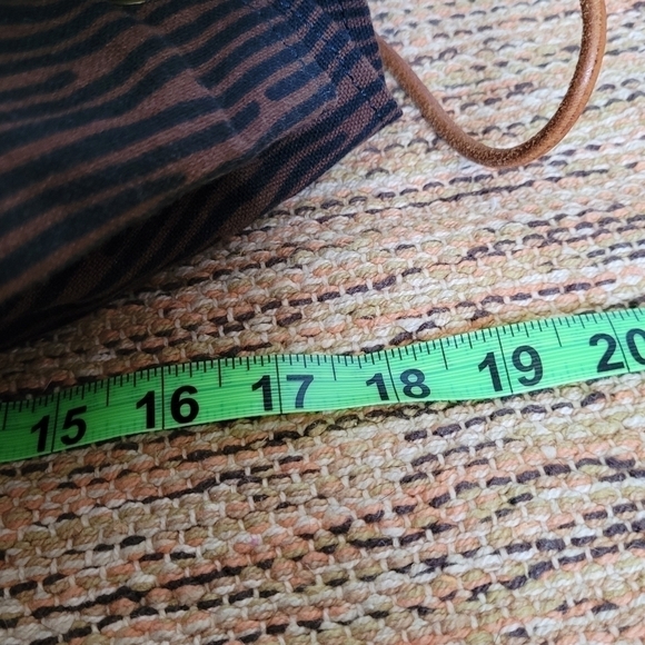 MANUEL Canovas Lined Beach Sling Bag - Picture 3 of 10